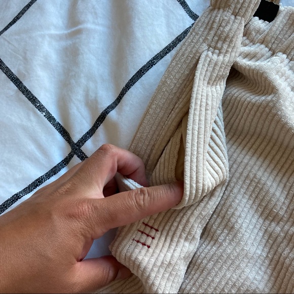 BDG Baggy Wide Leg Puddle Pant BNWT - Picture 7 of 8